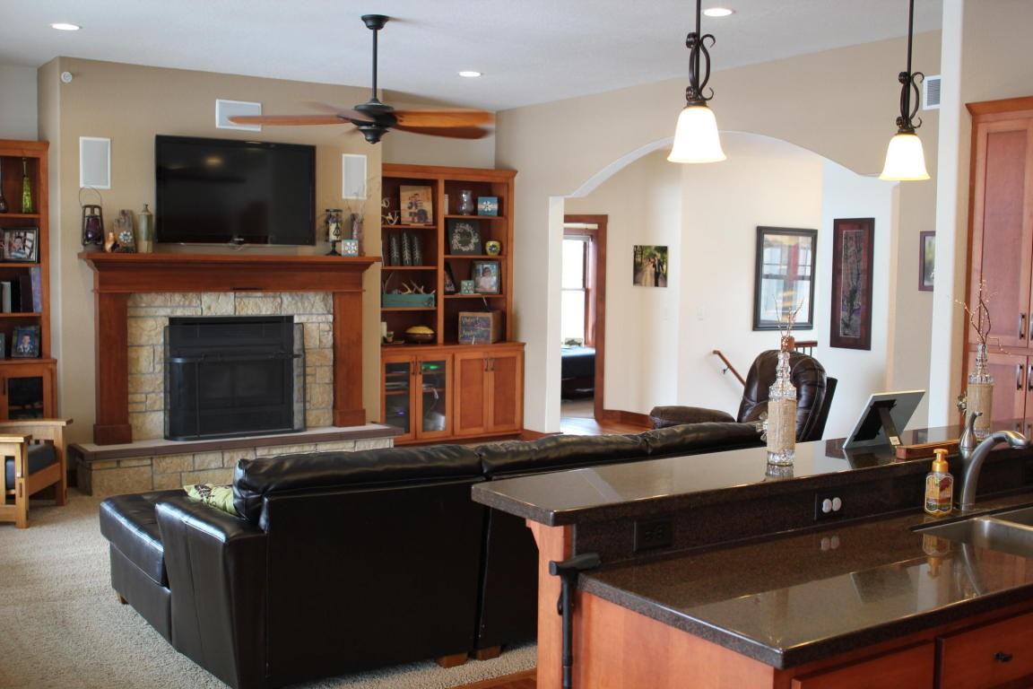 1541 Dublin Dr - Photo 3 of 25