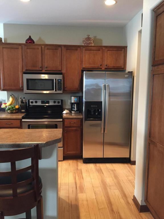 170 Countryside Dr - Photo 3 of 23