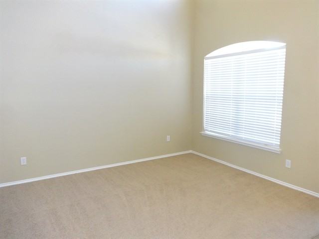 7701 Longbow Ln - Photo 2 of 19