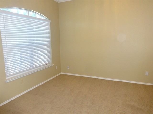 7701 Longbow Ln - Photo 3 of 19