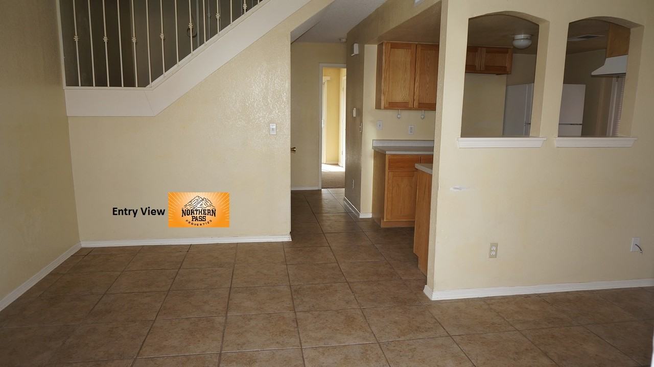 11024 Sunshine Court - Photo 2 of 13