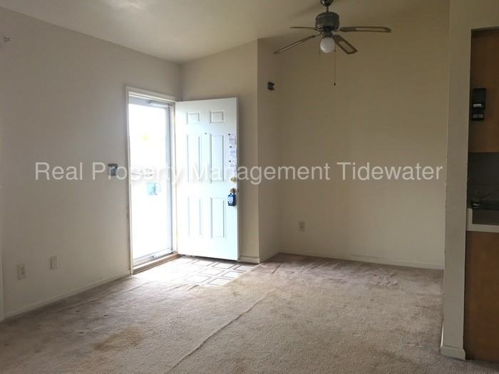 142 Greenfield Crescent - Photo 2 of 11