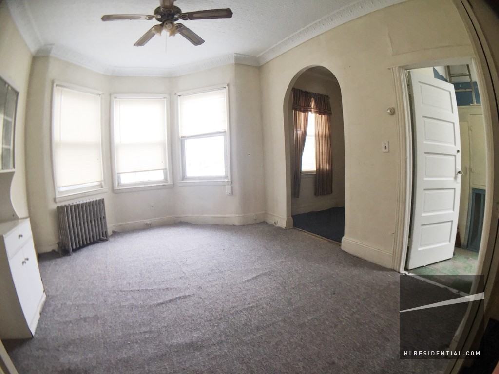 79-32 67th Rd 2ndFL - Photo 3 of 7