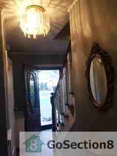 55 Bank St - Photo 2 of 13