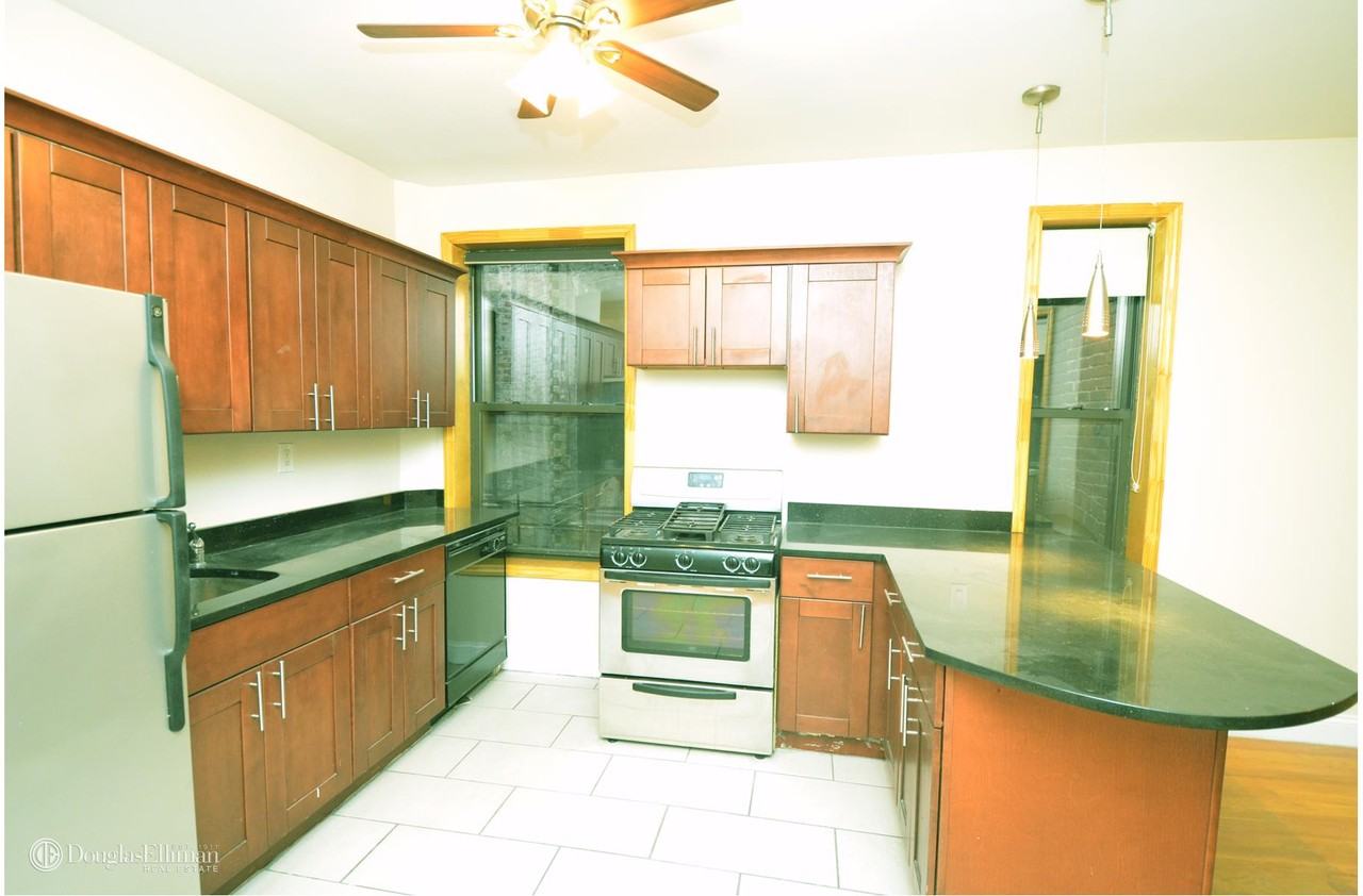 477-467 Malcolm X Blvd 3 - Photo 3 of 6