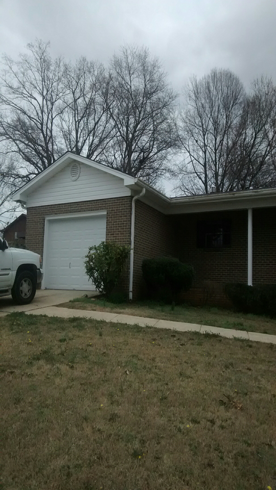 1113 3rd Ave - Photo 2 of 23