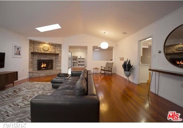 3842 Lenawee Ave - Photo 2 of 17