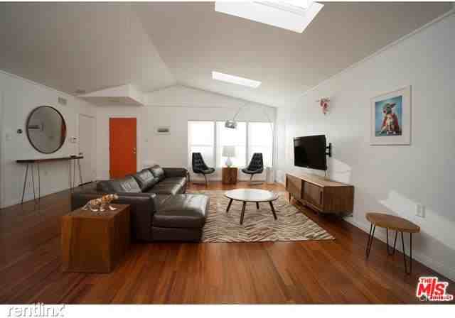 3842 Lenawee Ave - Photo 3 of 17