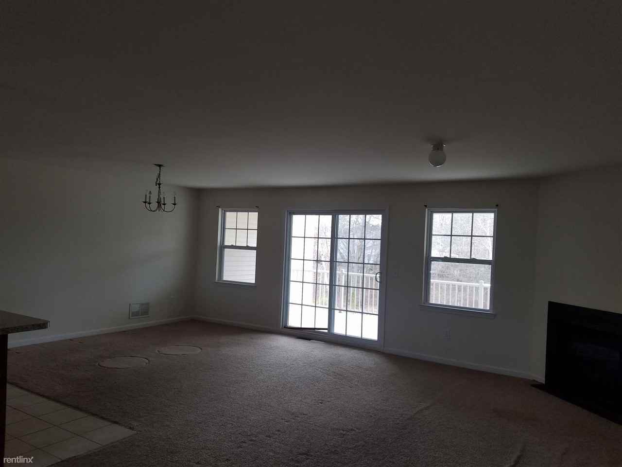 380 Radio Rd - Photo 2 of 26