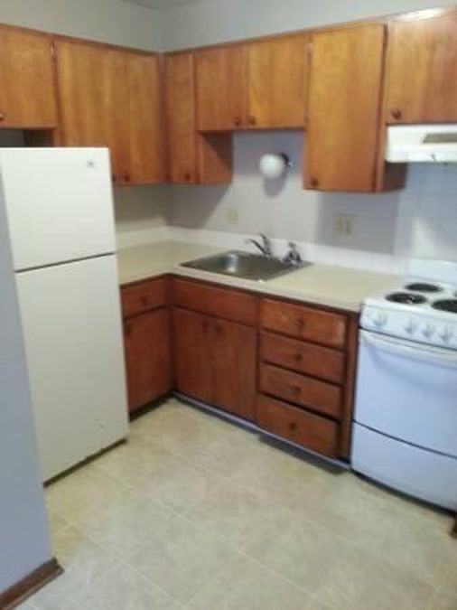 2226-1800 Casady Dr - Photo 3 of 11