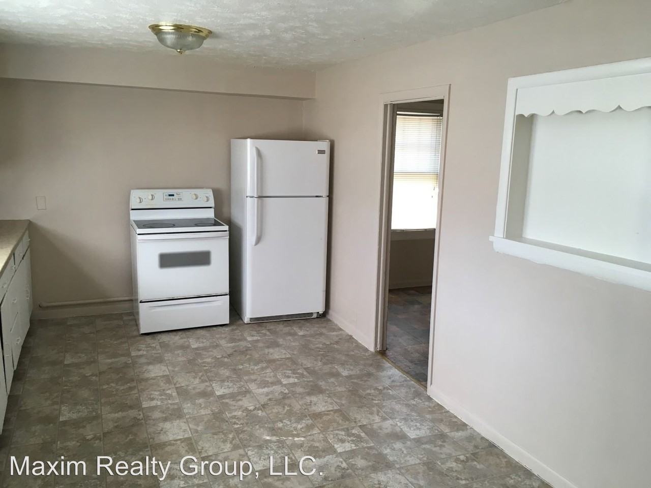 8730 Hamilton St - Photo 3 of 16