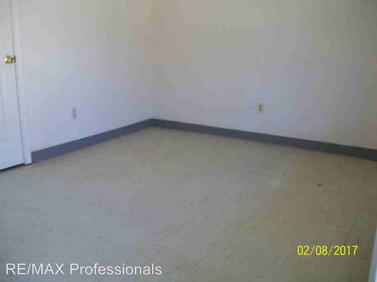 201-399 N Rogers St - Photo 2 of 6