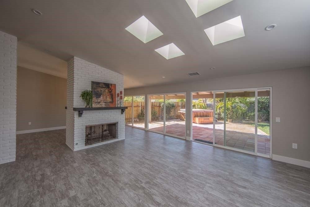 8820 Nottingham Pl - Photo 2 of 12