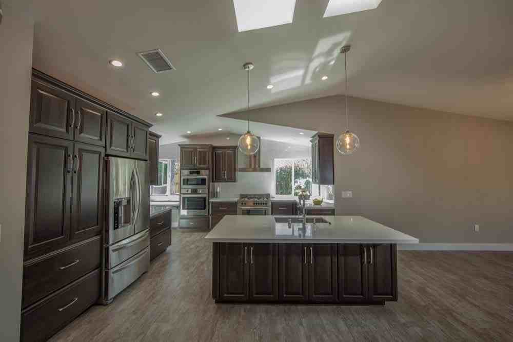 8820 Nottingham Pl - Photo 3 of 12