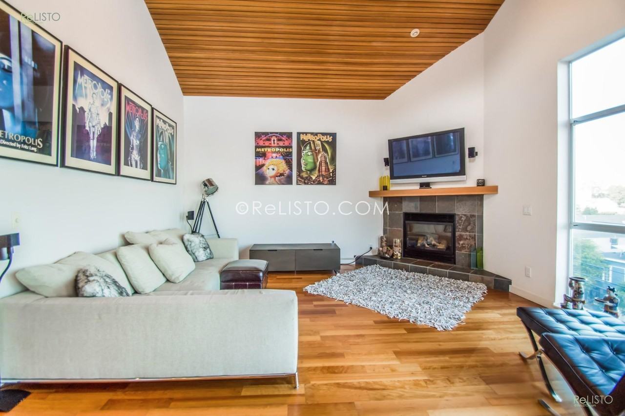 612 Missouri St #B - Photo 2 of 36