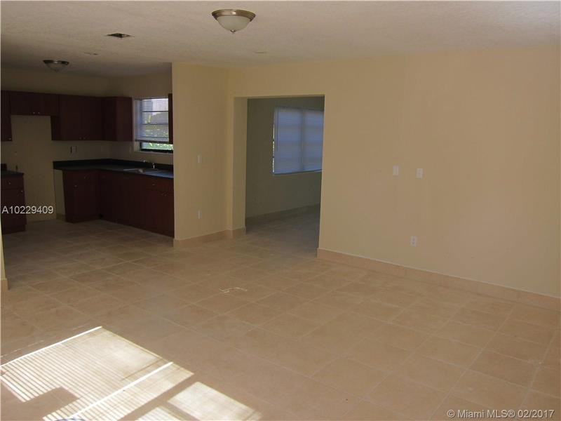 415 NW 127th St - Photo 3 of 5