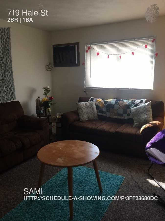 719 Hale St - Photo 3 of 12