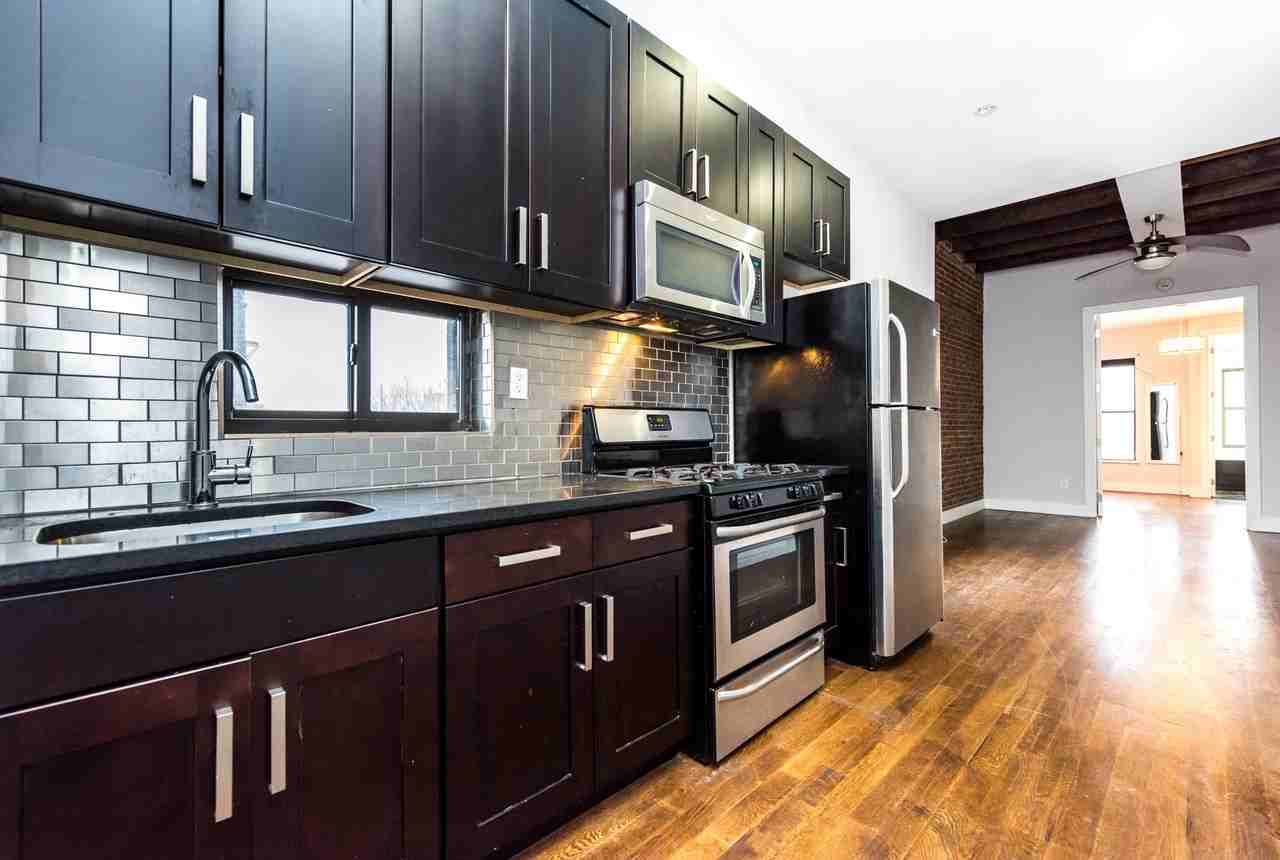 73 Steuben Street #209