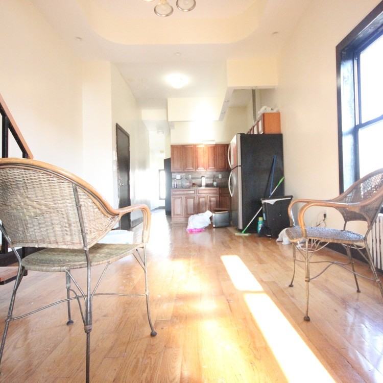 Stockholm Street #3E