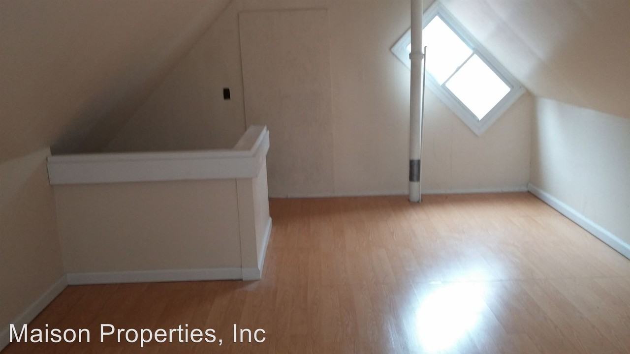 486-488 S. GOODMAN - Photo 3 of 11