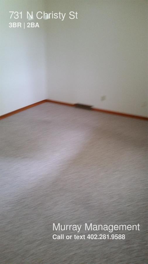 731 N Christy St - Photo 2 of 11