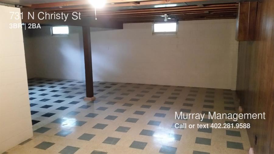 731 N Christy St - Photo 3 of 11