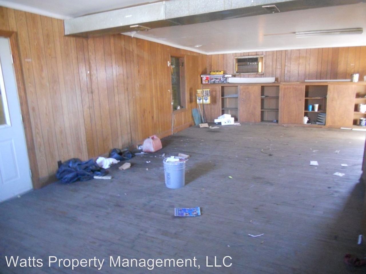 2081 S Amherst Hwy - Photo 2 of 5