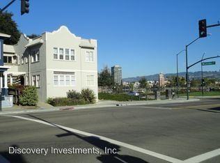 1507 1st Ave #B - Photo 2 of 10