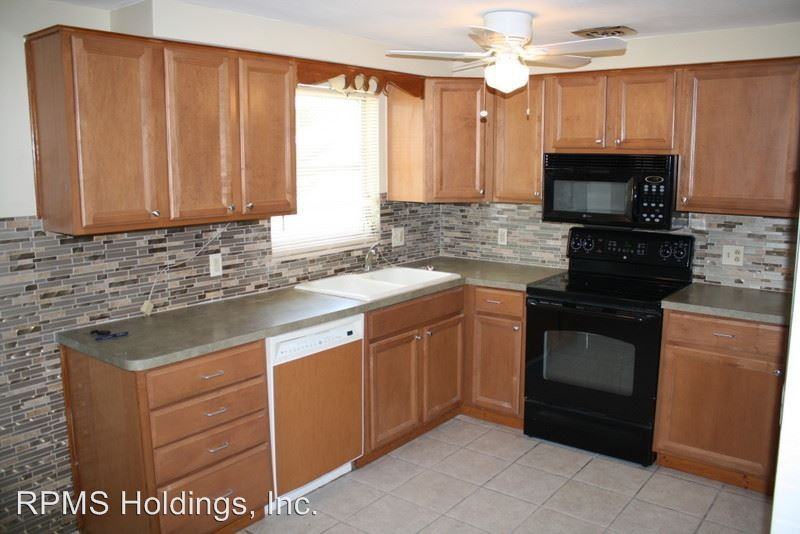 3643 Cambridge St - Photo 2 of 16