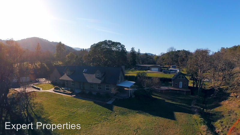 4974 Old Stage Rd - Photo 2 of 15