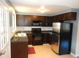 812 Killingsworth Ave - Photo 3 of 18