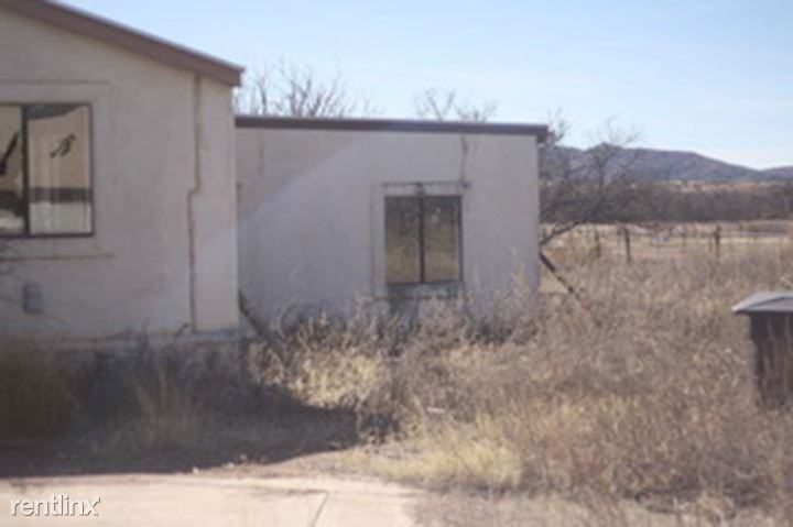 15675 W Cota Rd - Photo 2 of 7