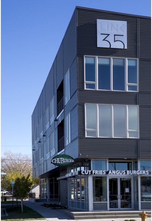 Link 35 - Photo 3 of 19