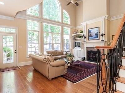 2537 Bittersweet Dr - Photo 2 of 6