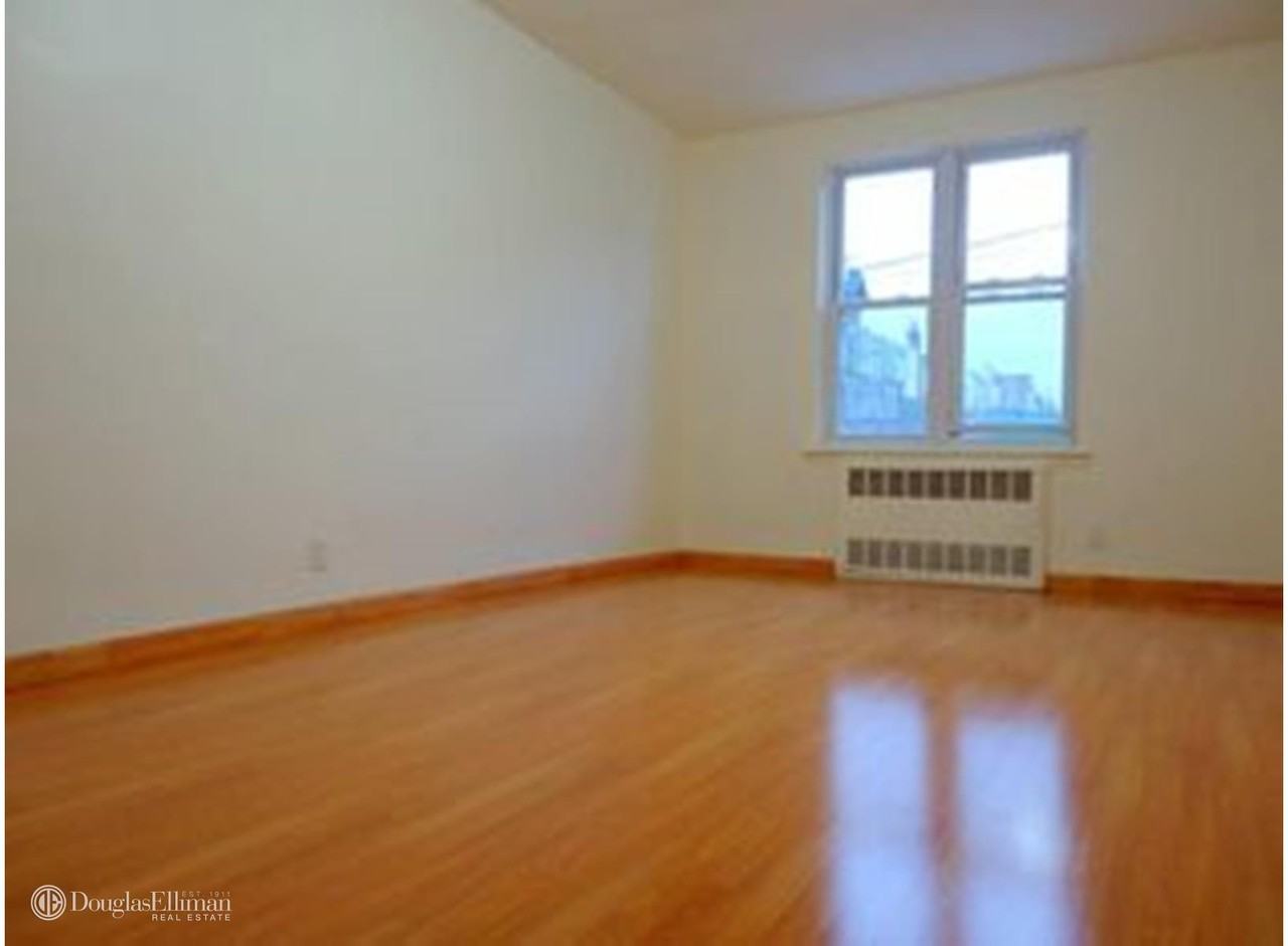 5711 Fillmore Ave 1 - Photo 3 of 5