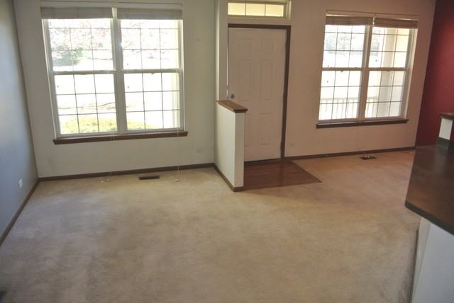 708 Morris Ct - Photo 2 of 15