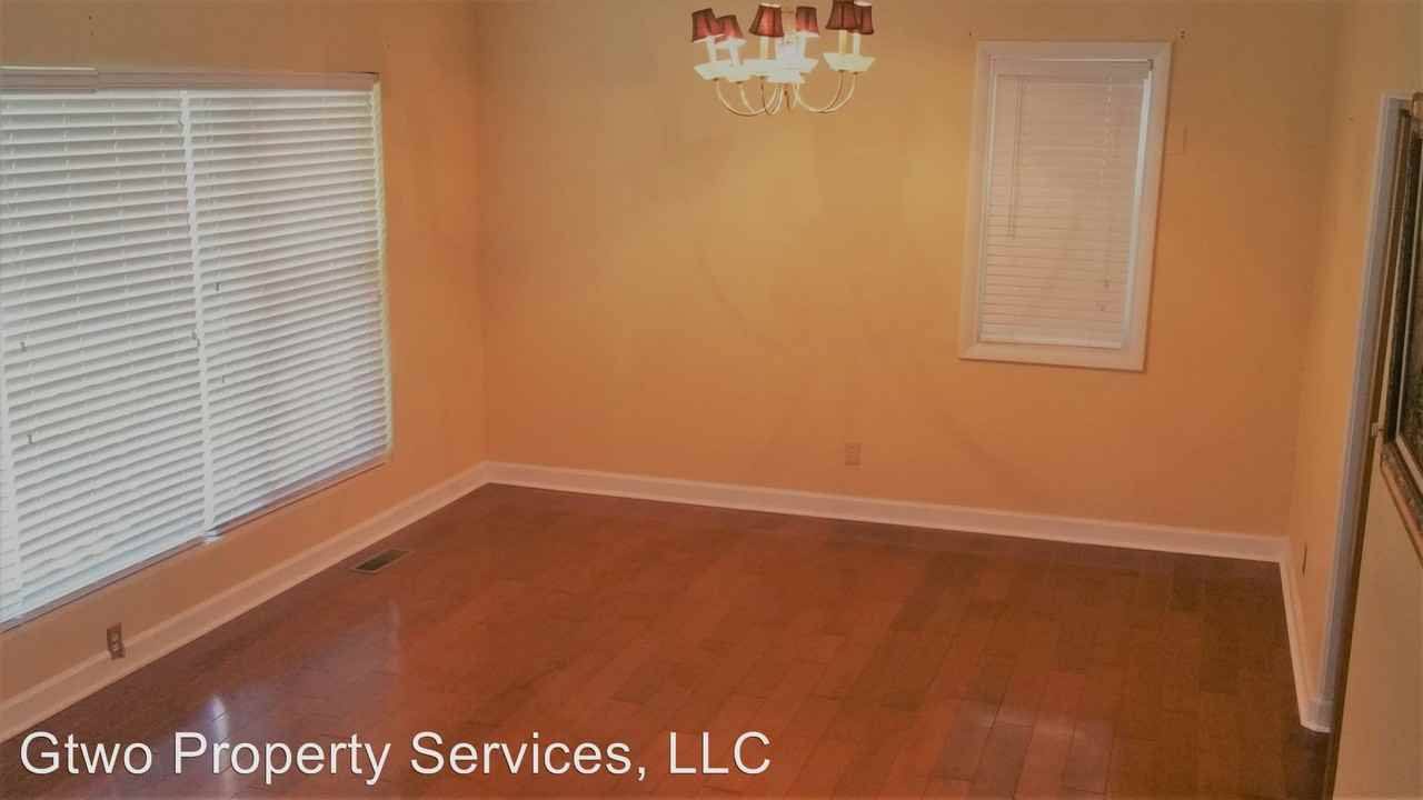 2022 E Indianhead Dr - Photo 3 of 15