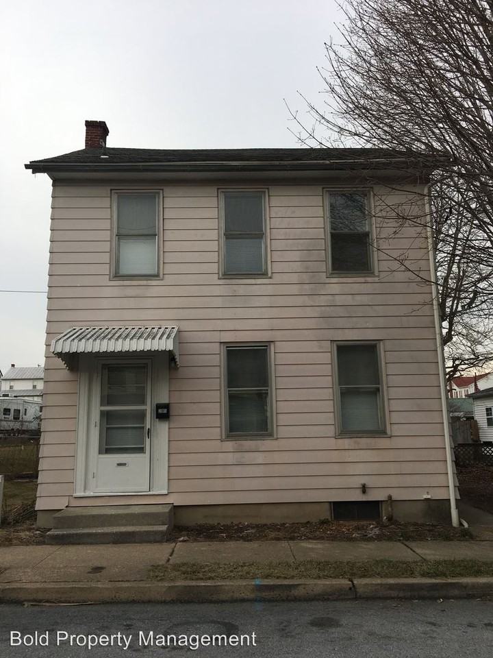 205 W Carpenter Ave - Photo 2 of 16