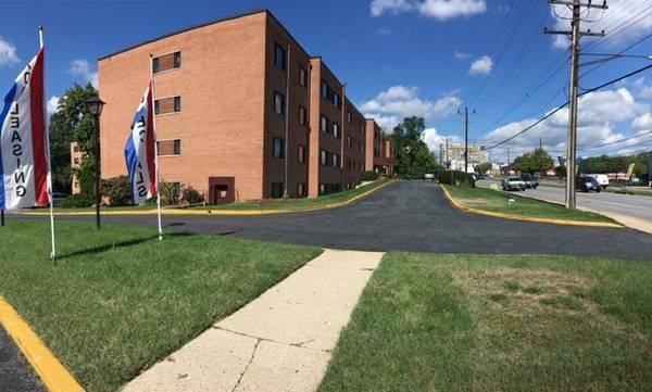 10820 Georgia Ave NW - Photo 2 of 24