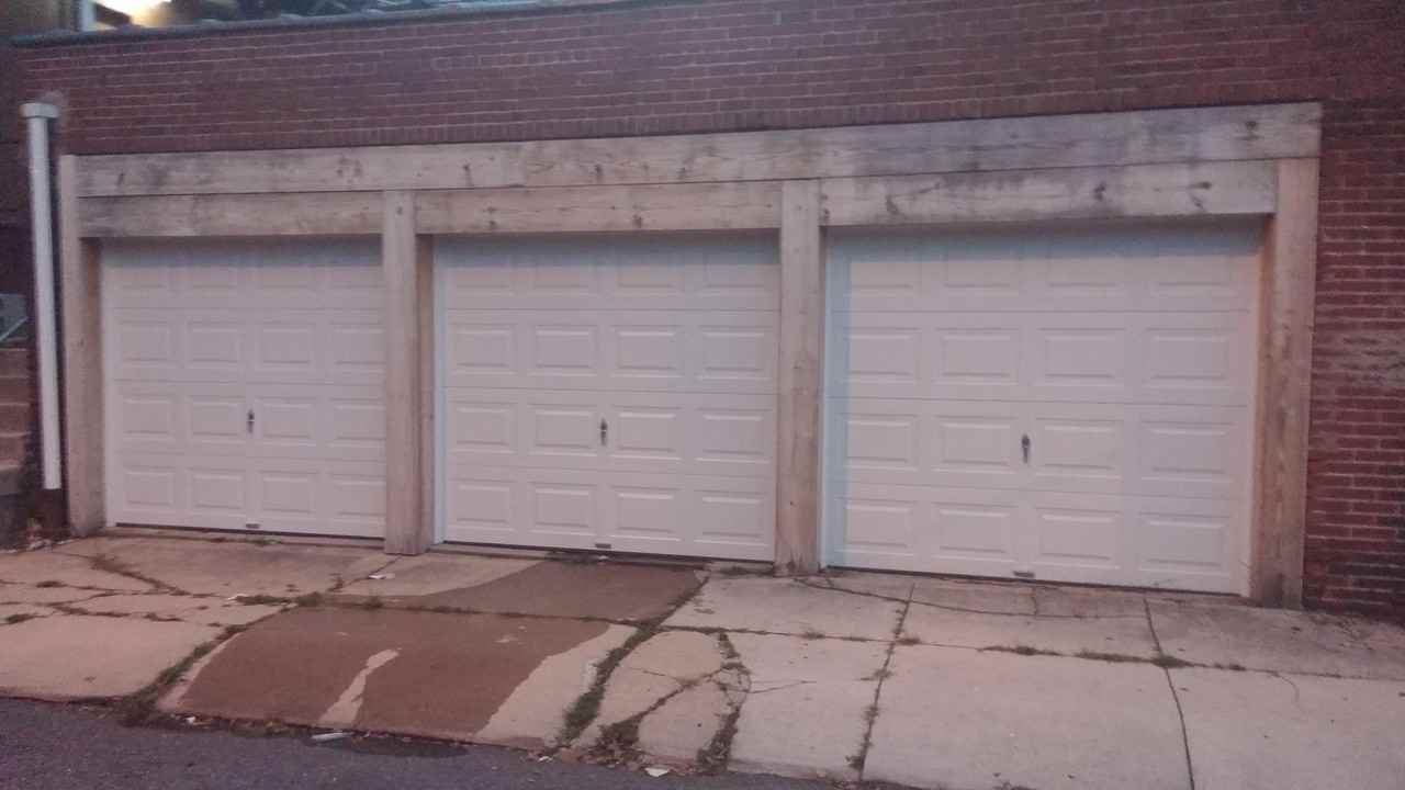 523 Oley St - Photo 3 of 7