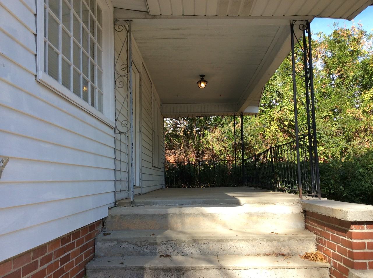 2924 Ruffner Rd - Photo 2 of 11