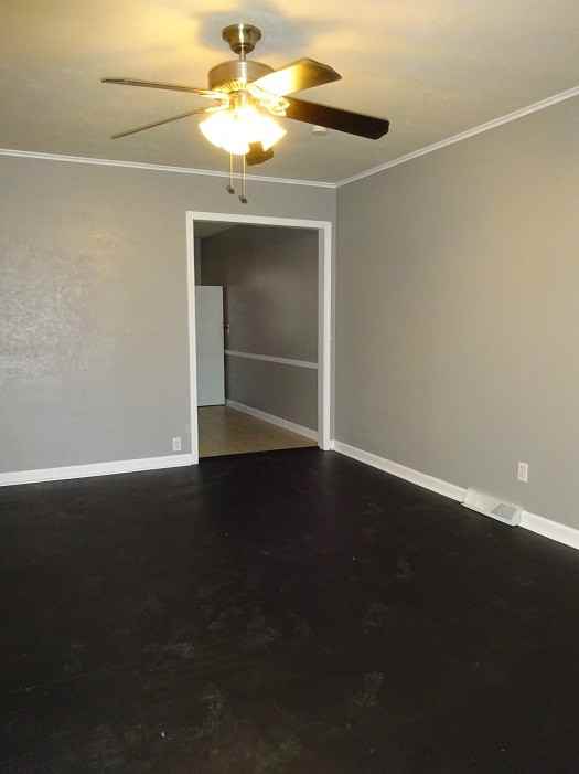 1019 S Appleton Ave - Photo 3 of 15