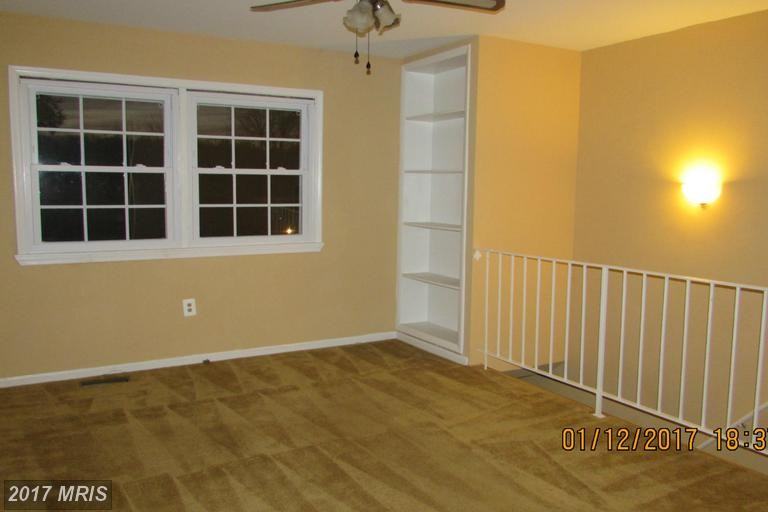 13757 Mapledale Ave - Photo 3 of 10