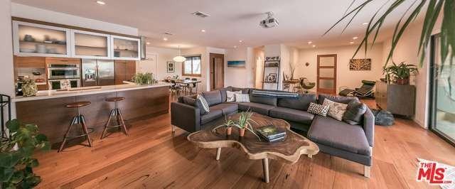 26077 Farmfield Rd - Photo 2 of 12