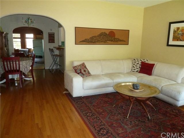 5888 Vale Way - Photo 2 of 10