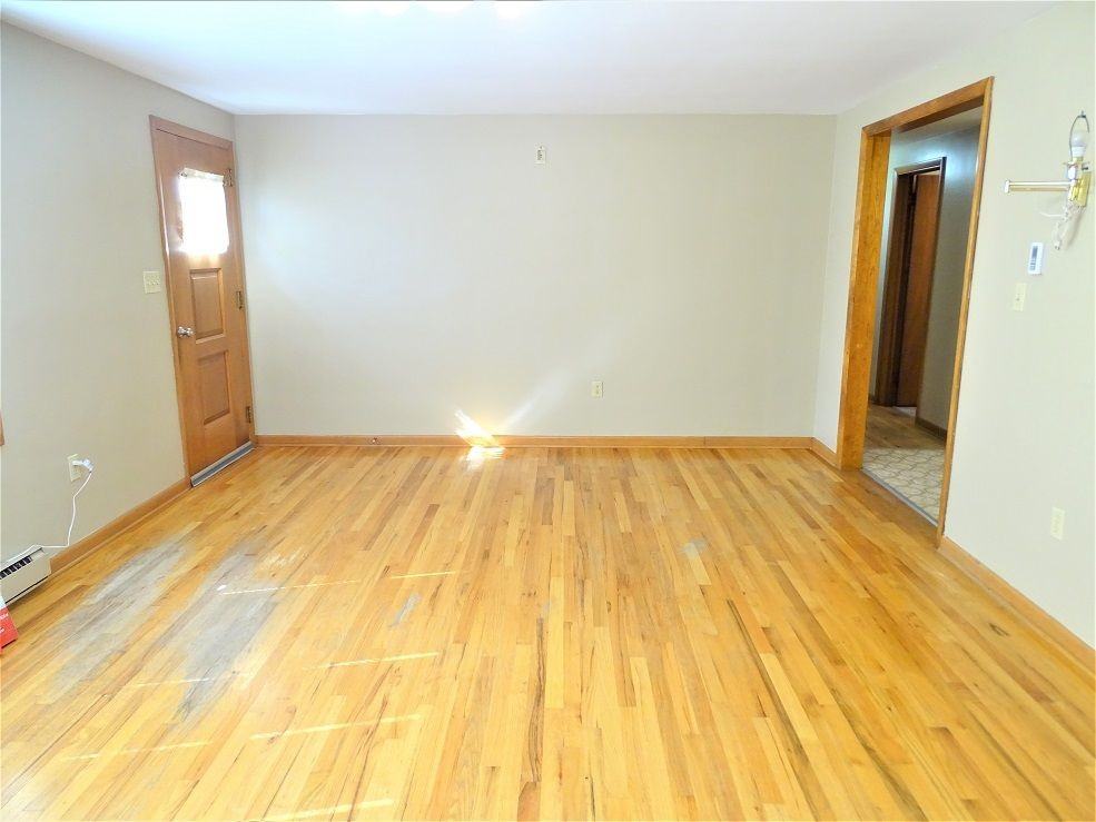 1297 Martin St - Photo 2 of 22