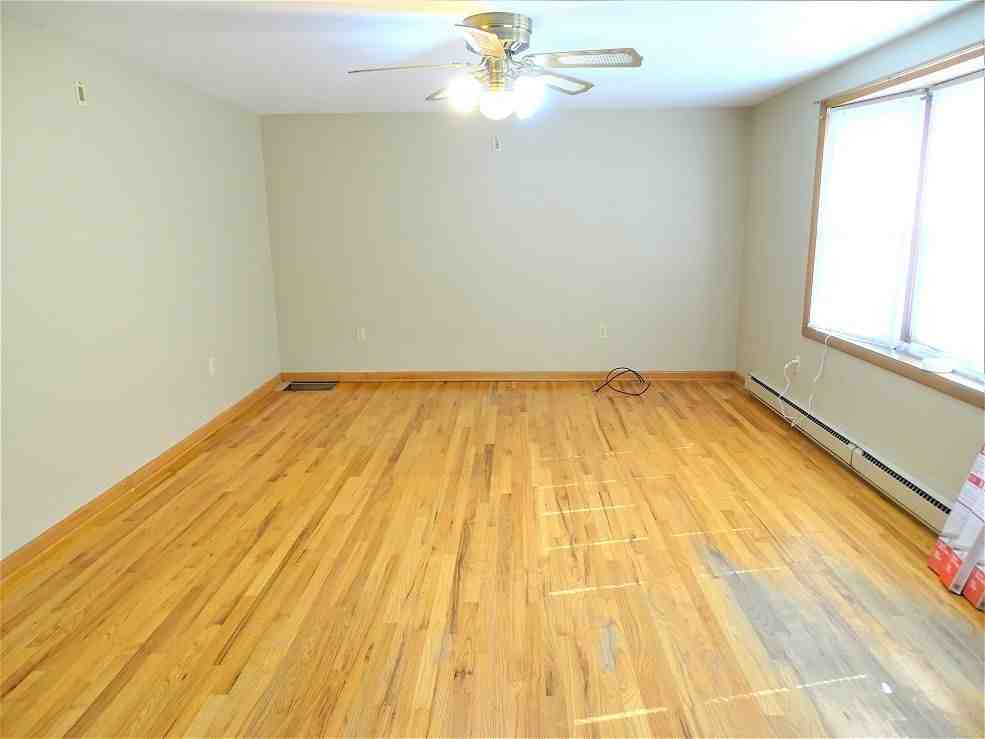 1297 Martin St - Photo 3 of 22