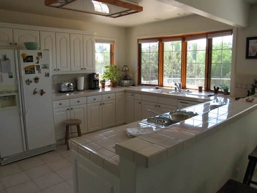 10700 Escondido Canyon Rd - Photo 3 of 15