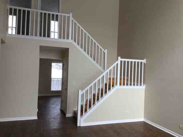 674 Legends Dr - Photo 2 of 12