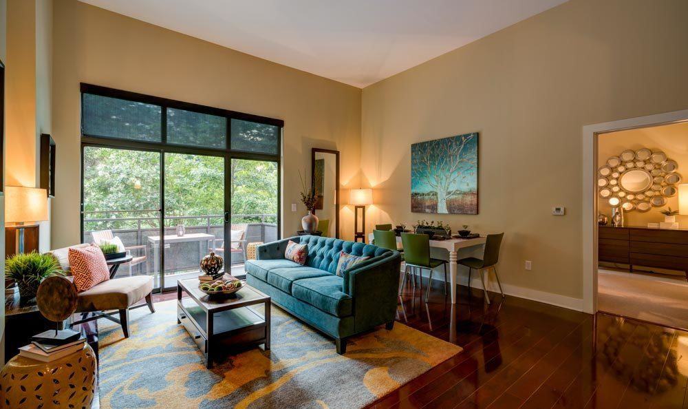 eon at Lindbergh - Photo 2 of 18